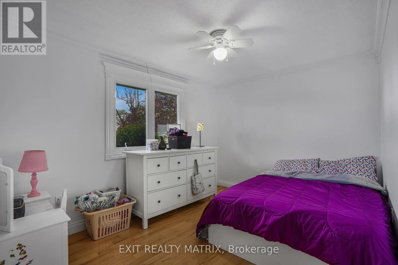 136 MARTEL CRESCENT