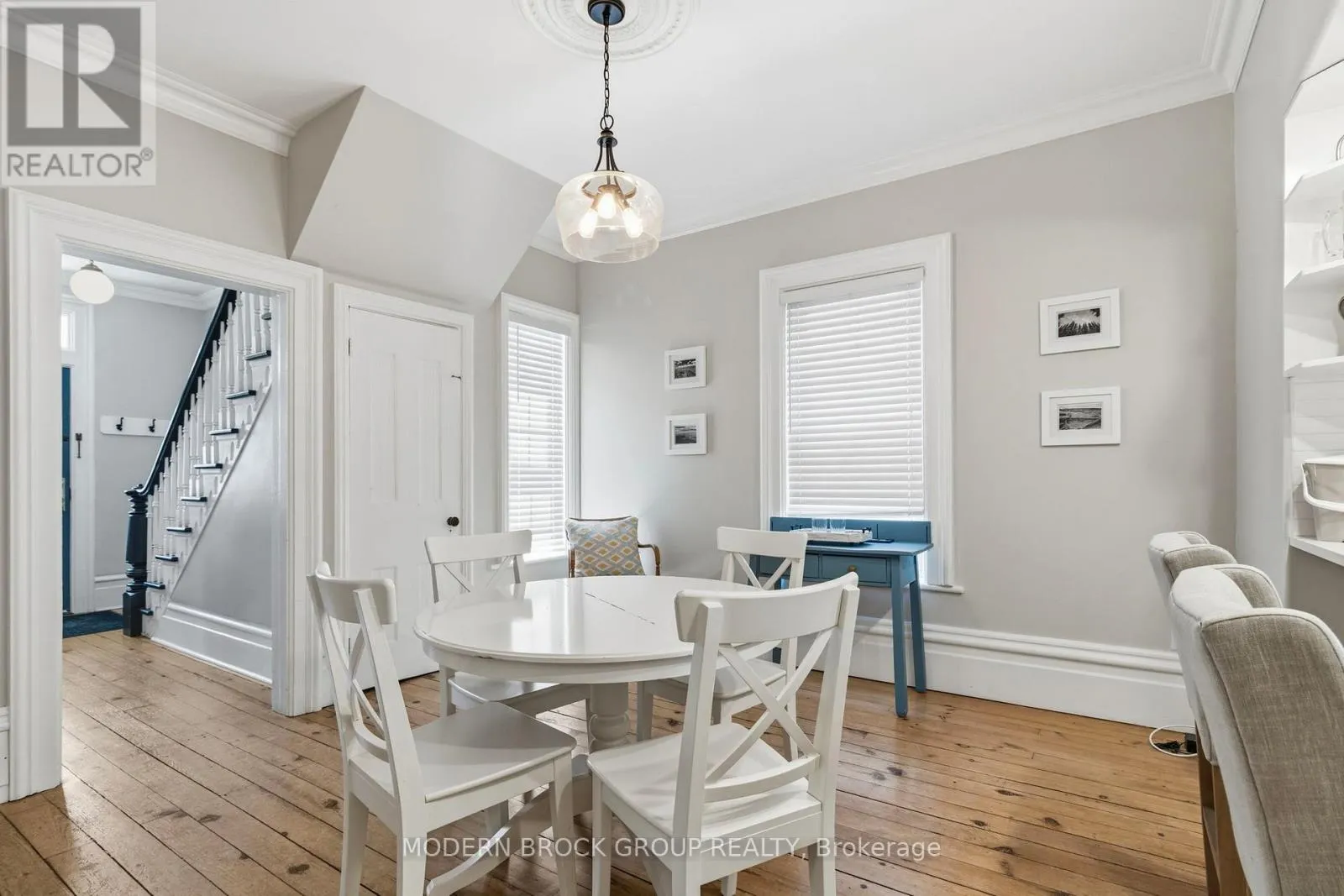 254 KING STREET E