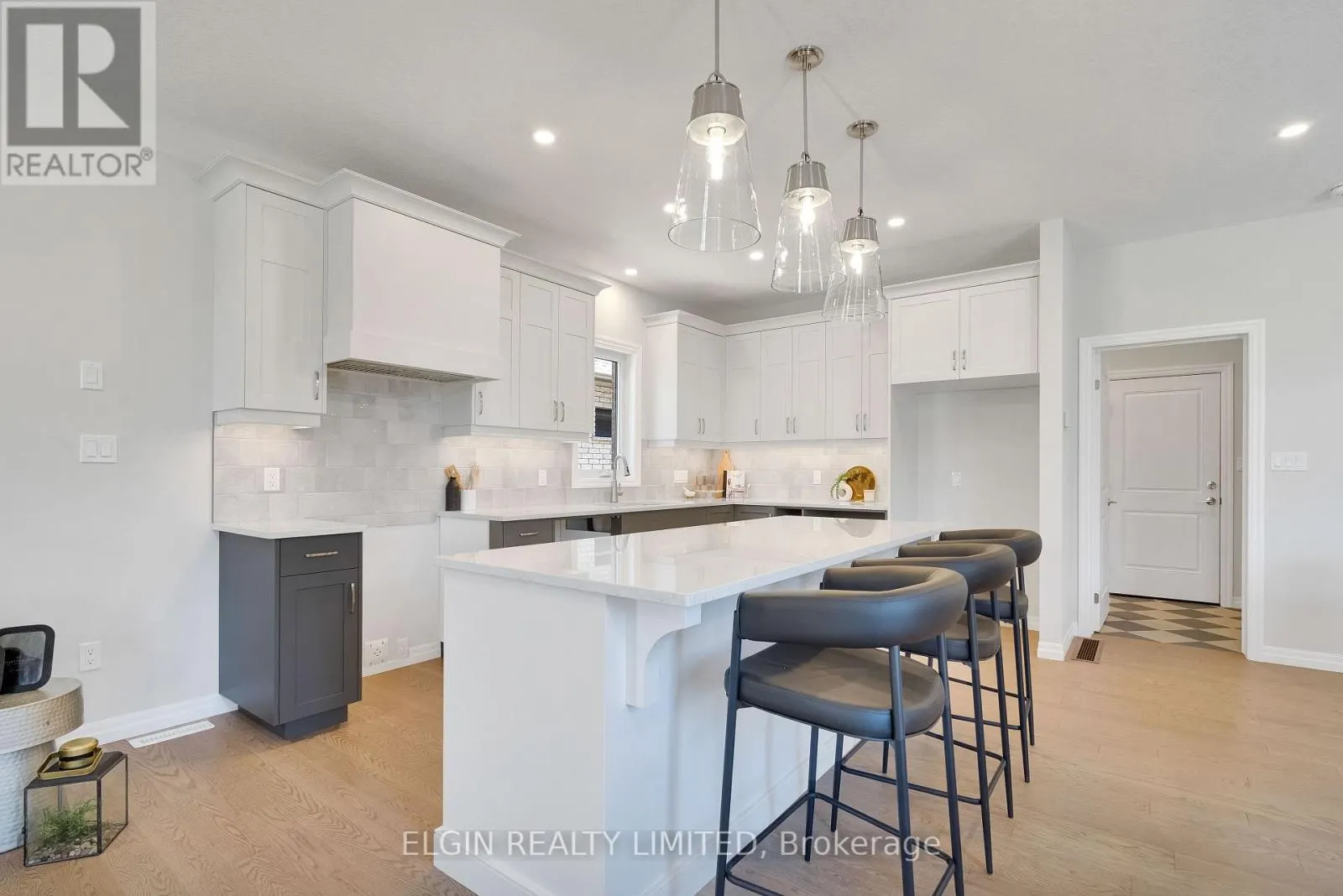 4 KEBA CRESCENT