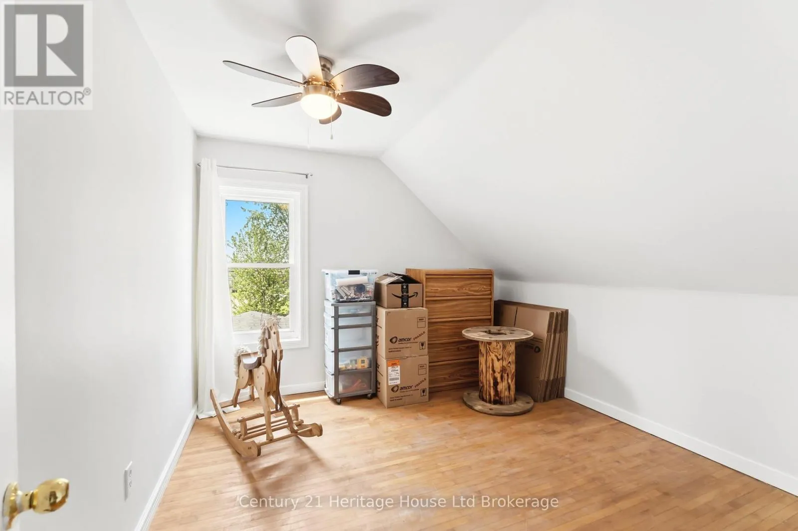 34 HUMBOLDT PARKWAY