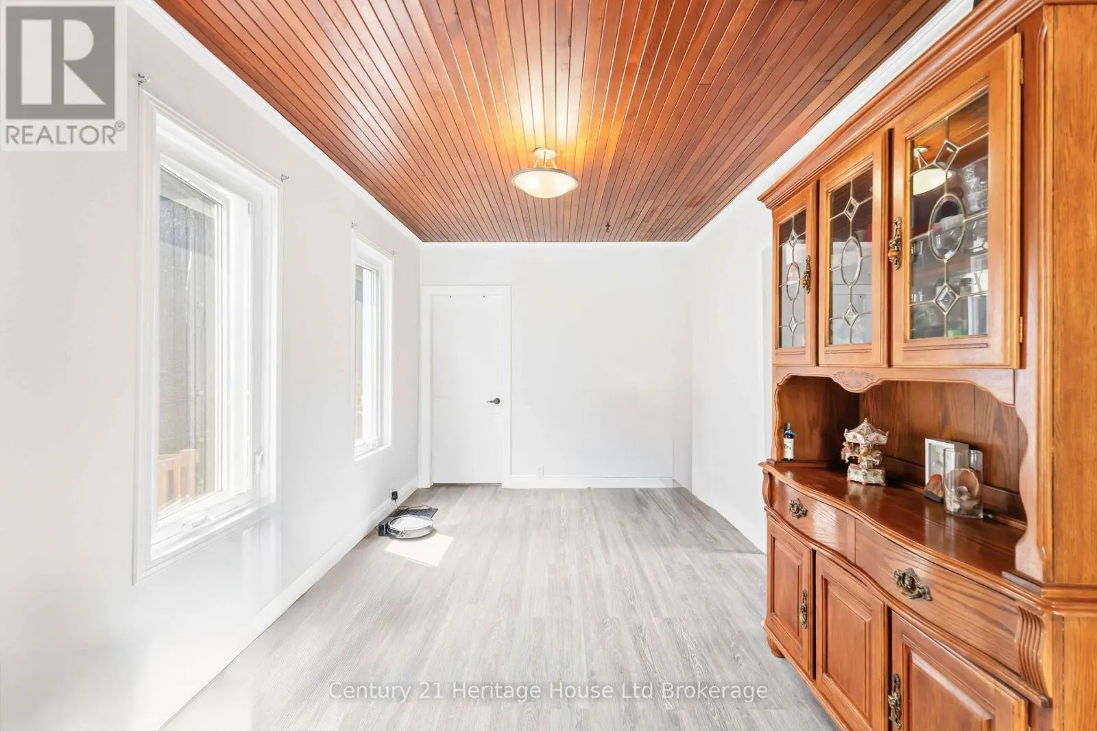 34 HUMBOLDT PARKWAY