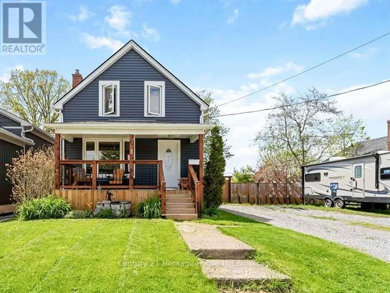 34 HUMBOLDT PARKWAY