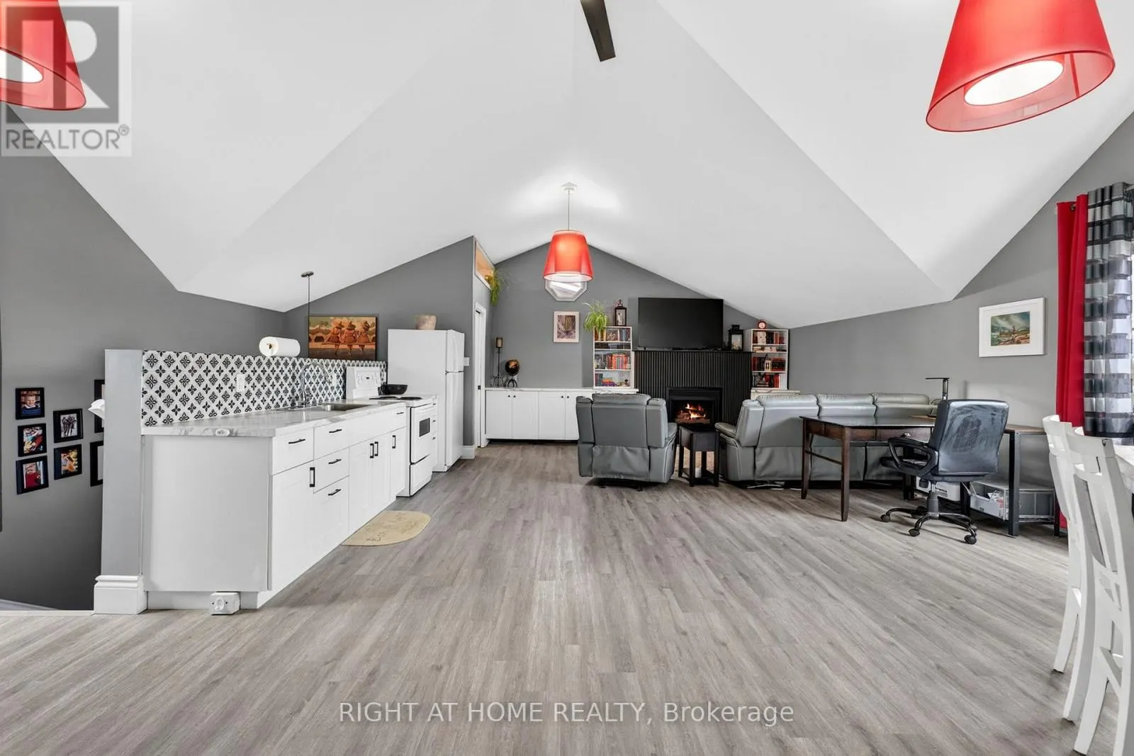 362 SHORT POINT ROAD