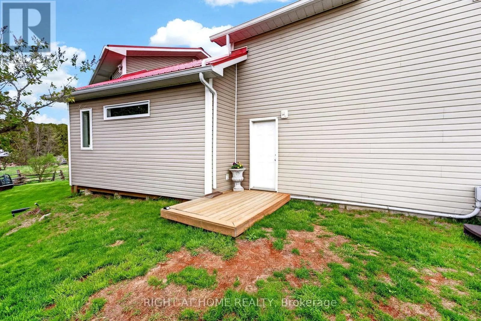 362 SHORT POINT ROAD