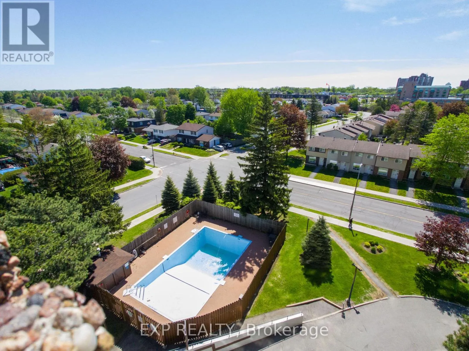807 - 1285 CAHILL DRIVE