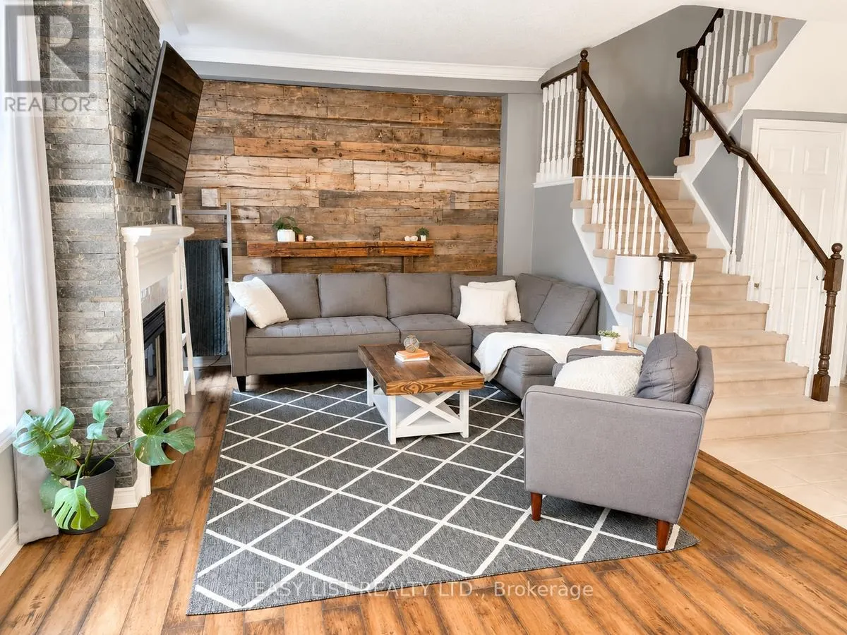 111 PARKVIEW LANE