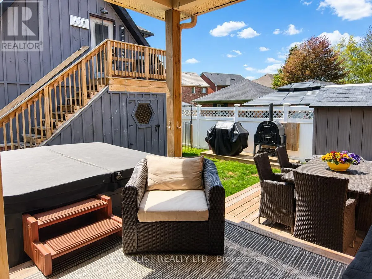 111 PARKVIEW LANE