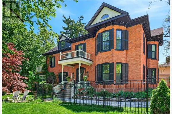 123 MAIN STREET W