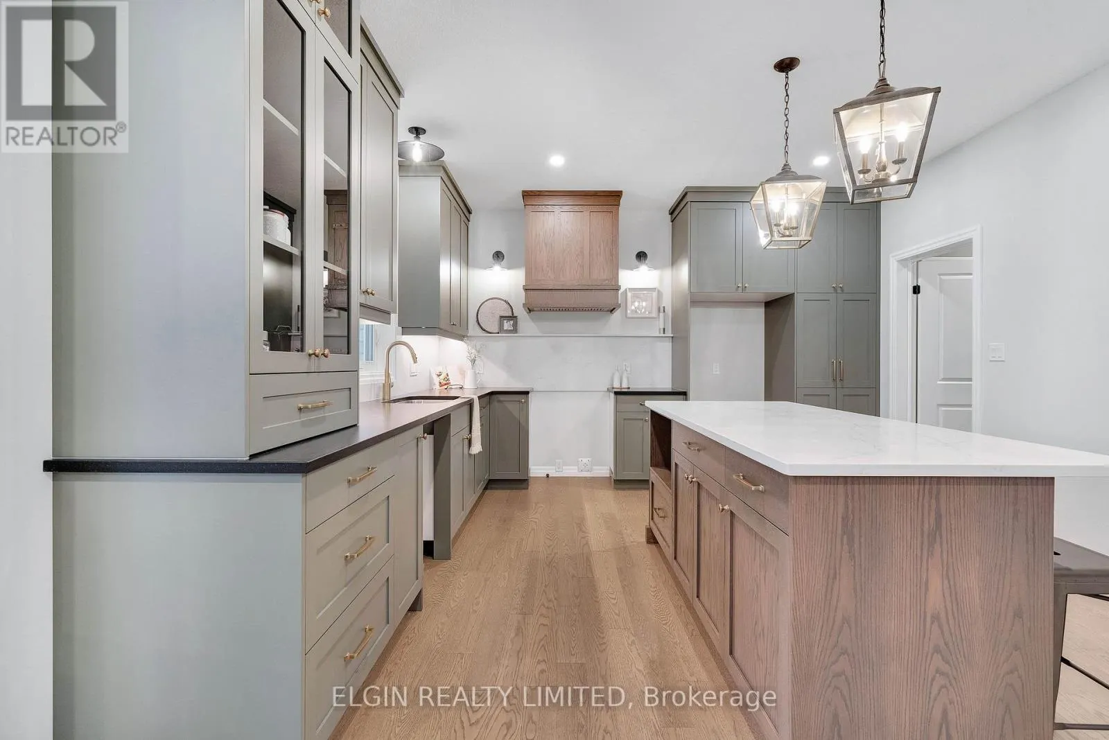 6 KEBA CRESCENT