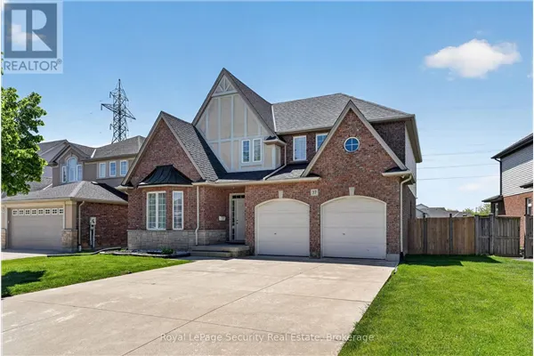 37 FREDONIA CRESCENT