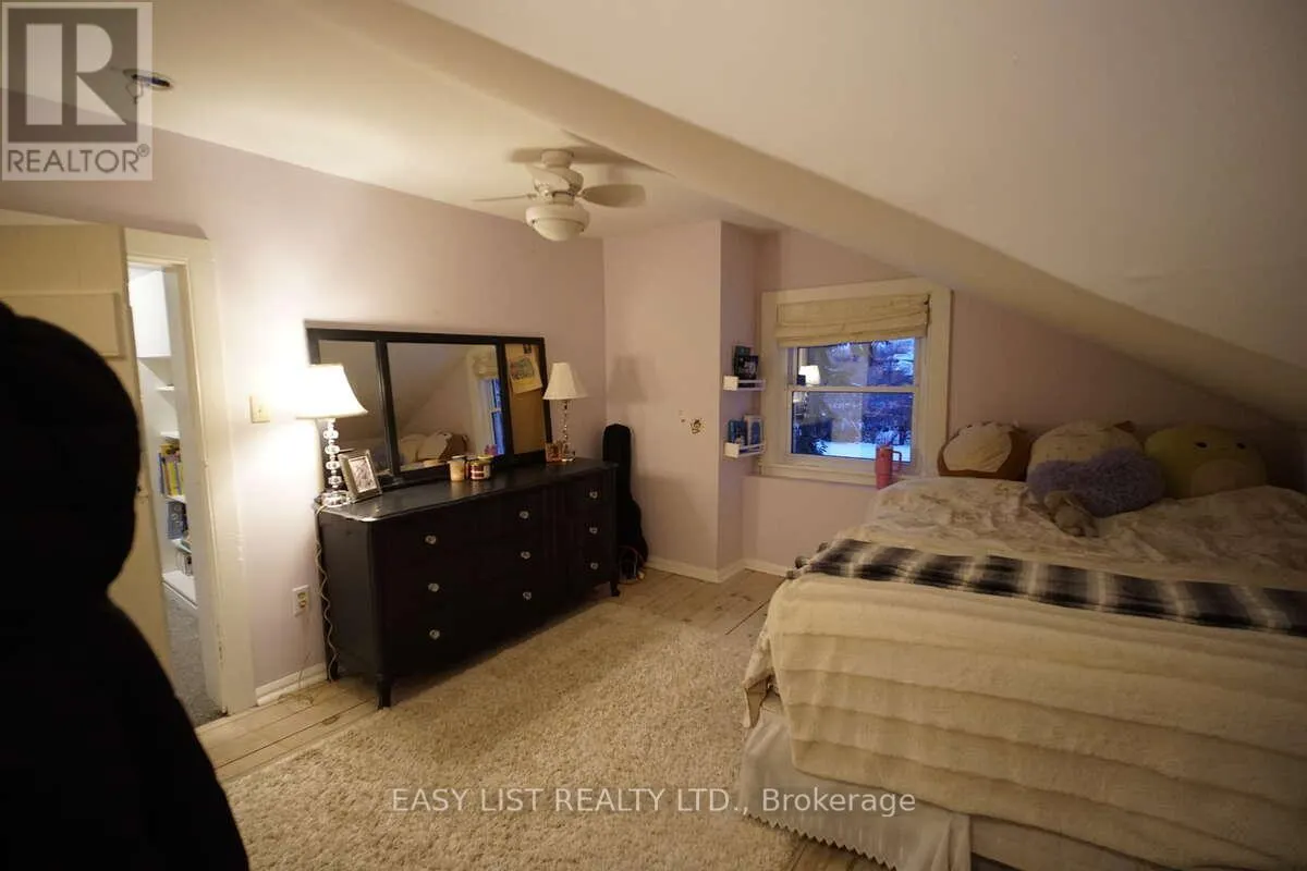 79 BROCK ROAD S