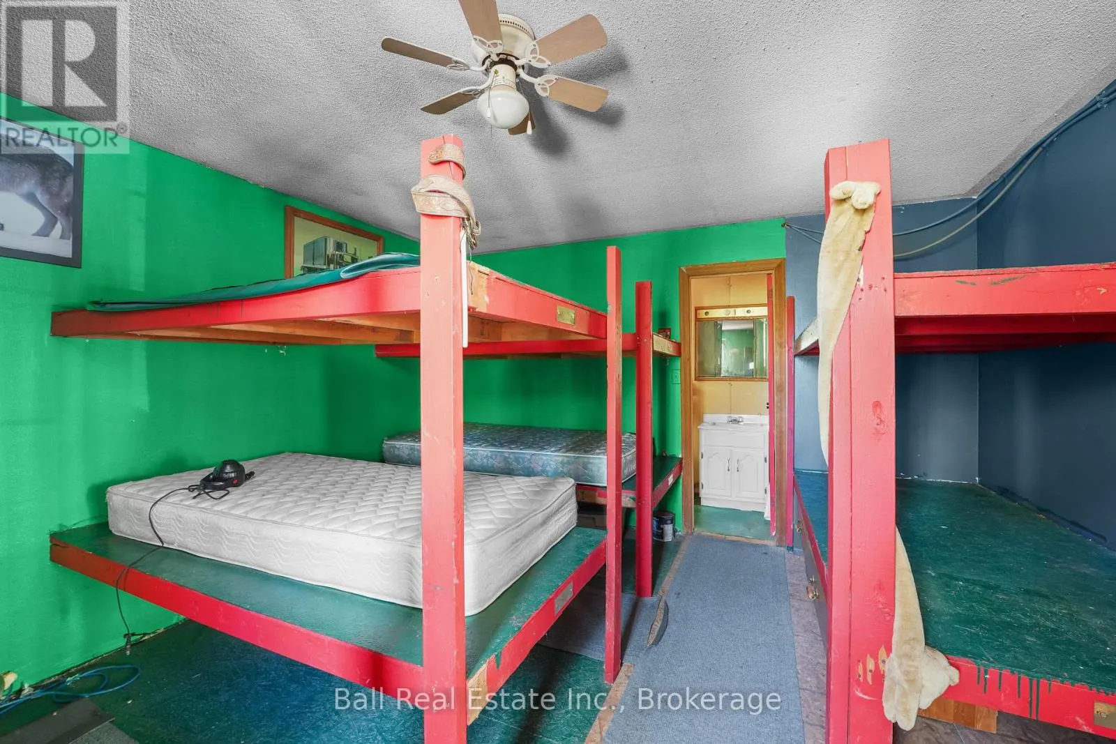 174 MOON LINE ROAD N