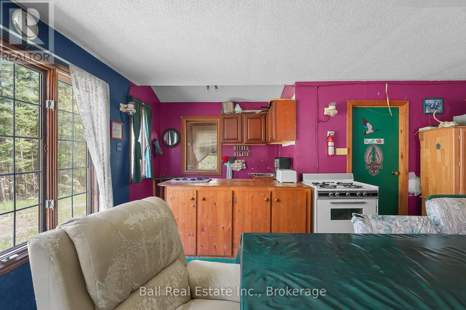 174 MOON LINE ROAD N