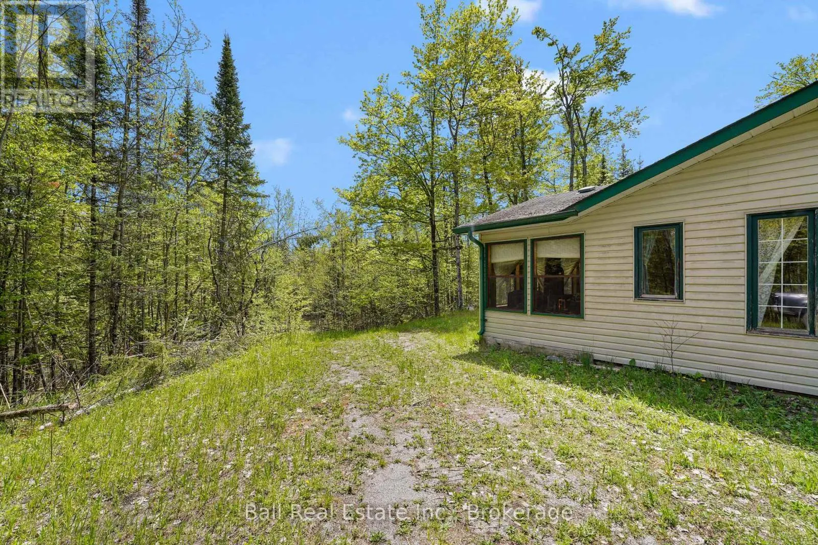 174 MOON LINE ROAD N