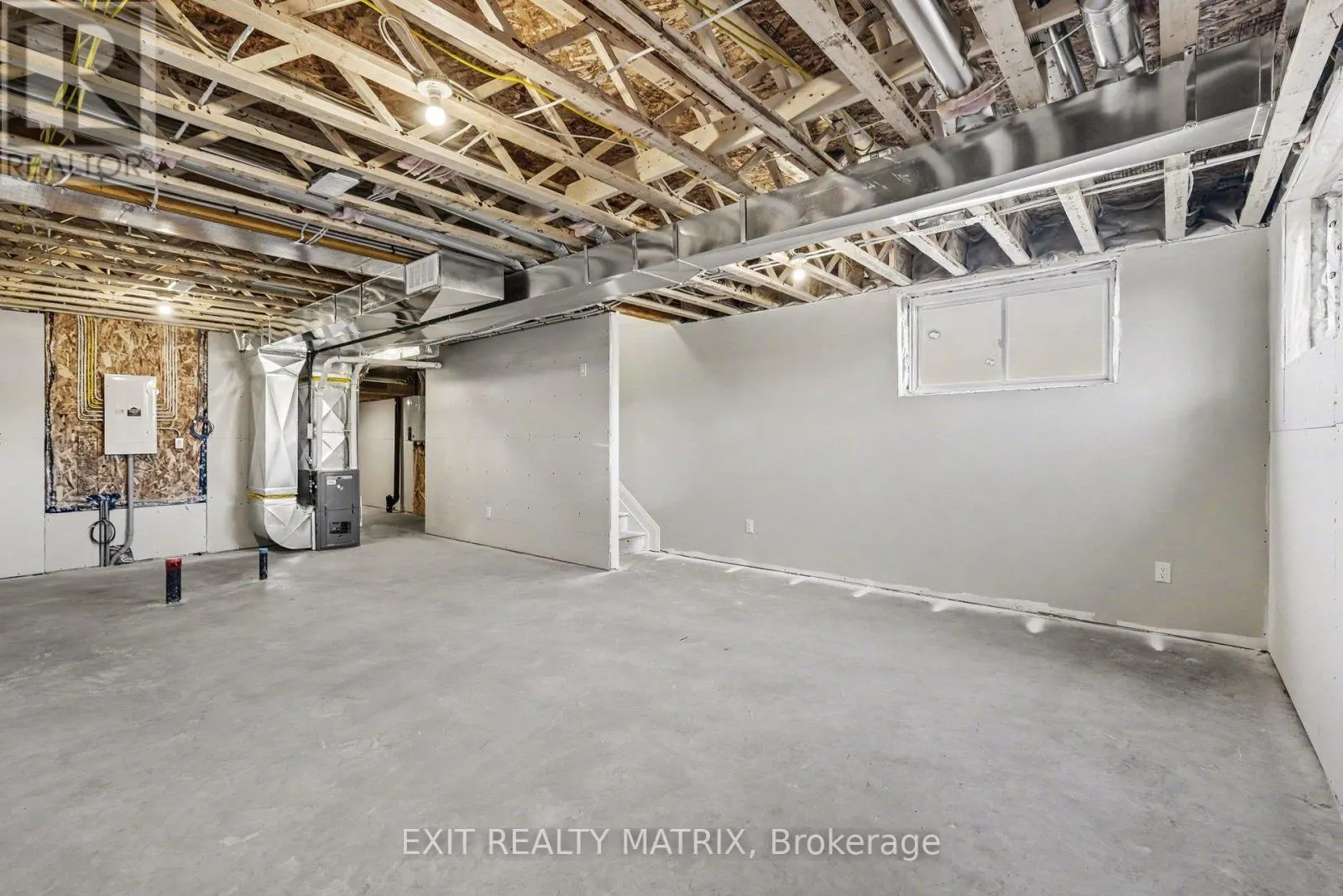 531 REGINA STREET