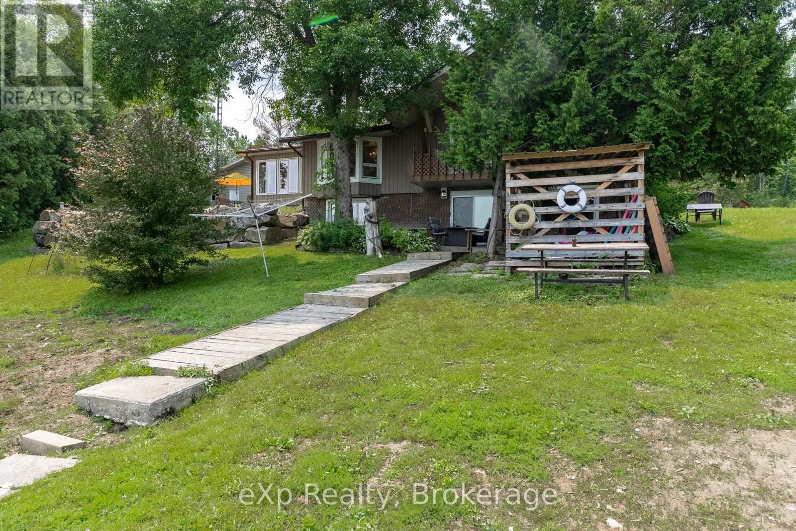 688A PREVOST ROAD