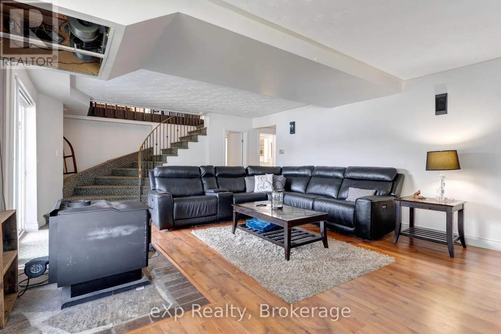 688A PREVOST ROAD