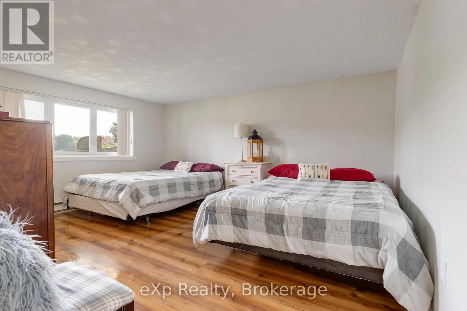 688A PREVOST ROAD