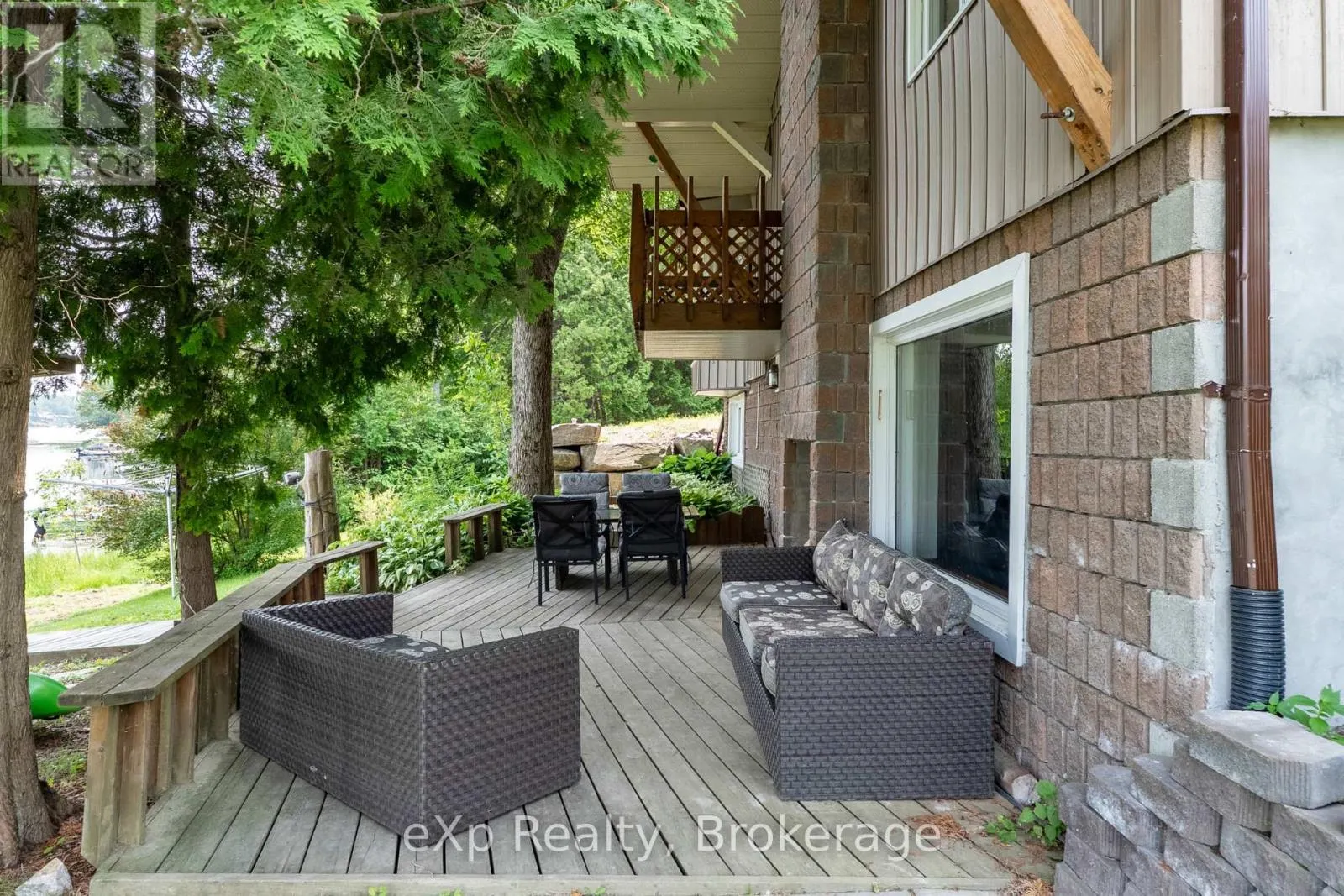 688A PREVOST ROAD