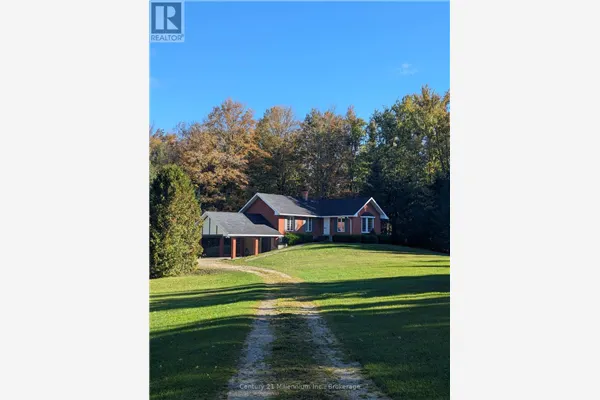 569025 6 SIDE ROAD