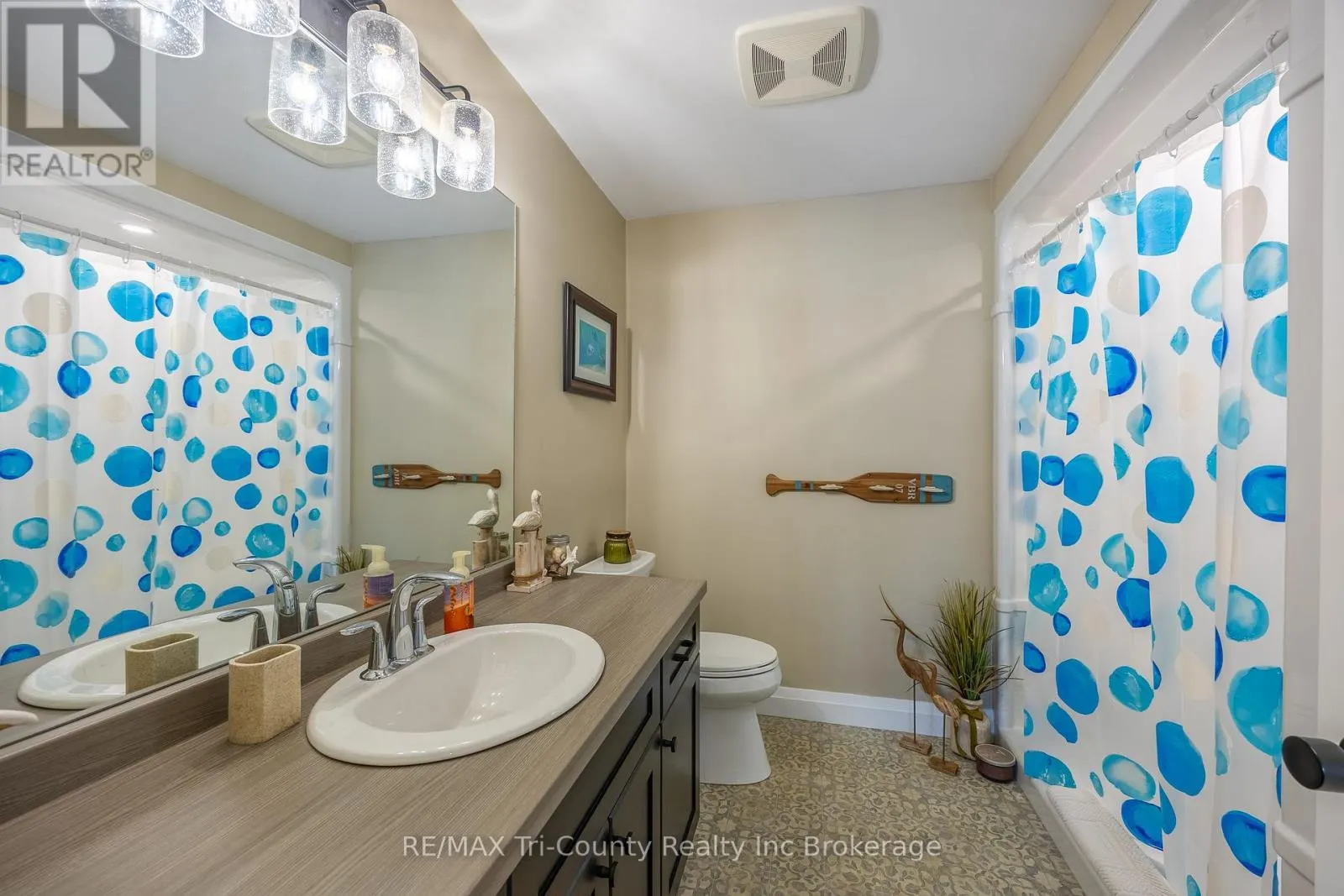 18 BELMONT AVENUE