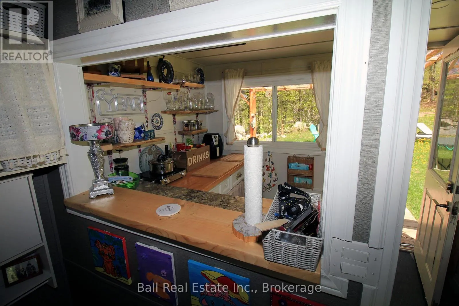 495 FOREST VIEW ROAD