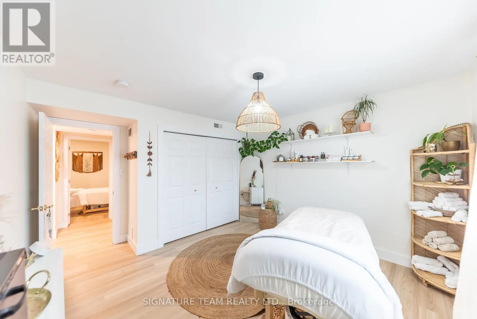 3227 PETAWAWA BOULEVARD