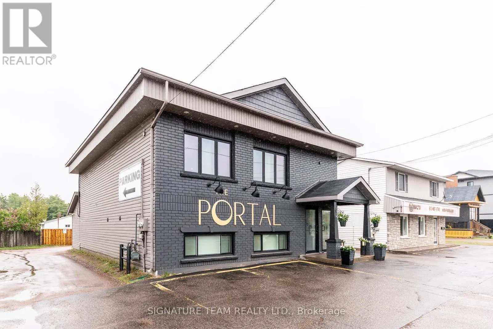 3227 PETAWAWA BOULEVARD