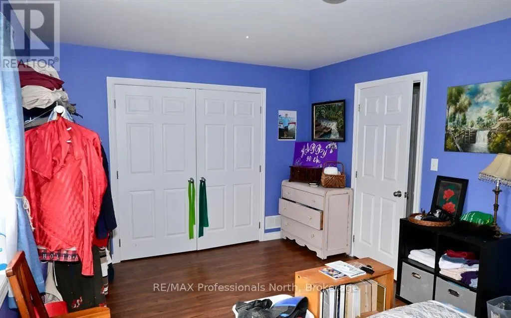 103 ST LAWRENCE STREET W