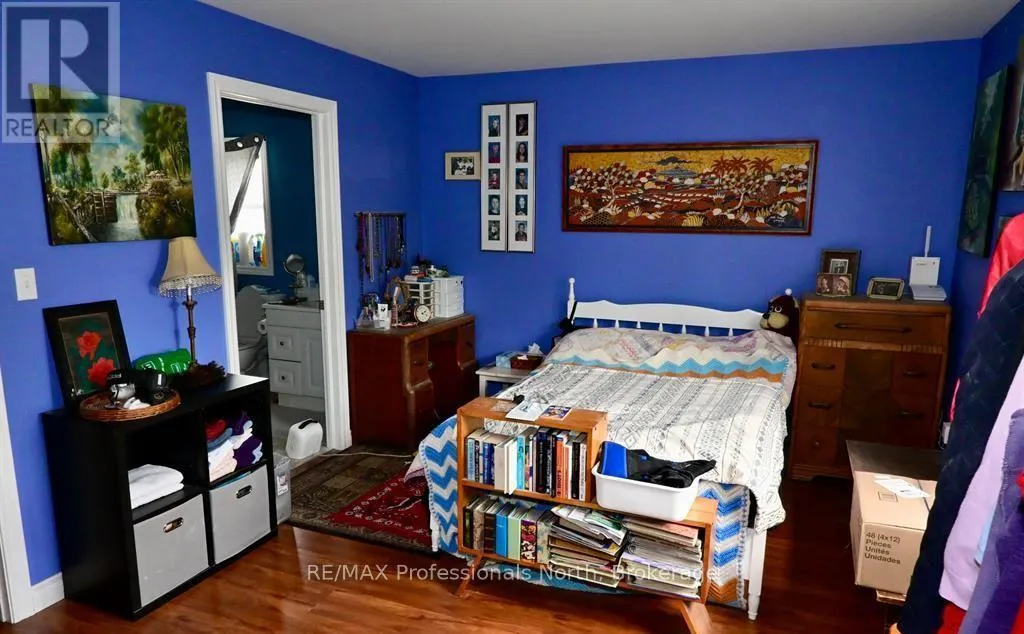 103 ST LAWRENCE STREET W