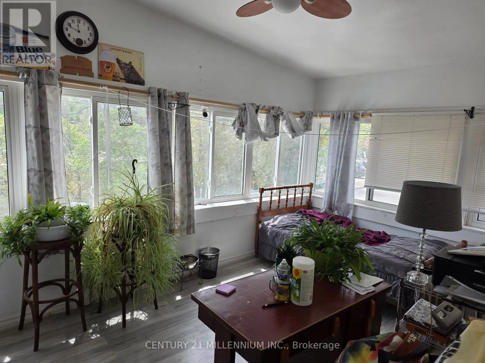 4-6 SYKES STREET N