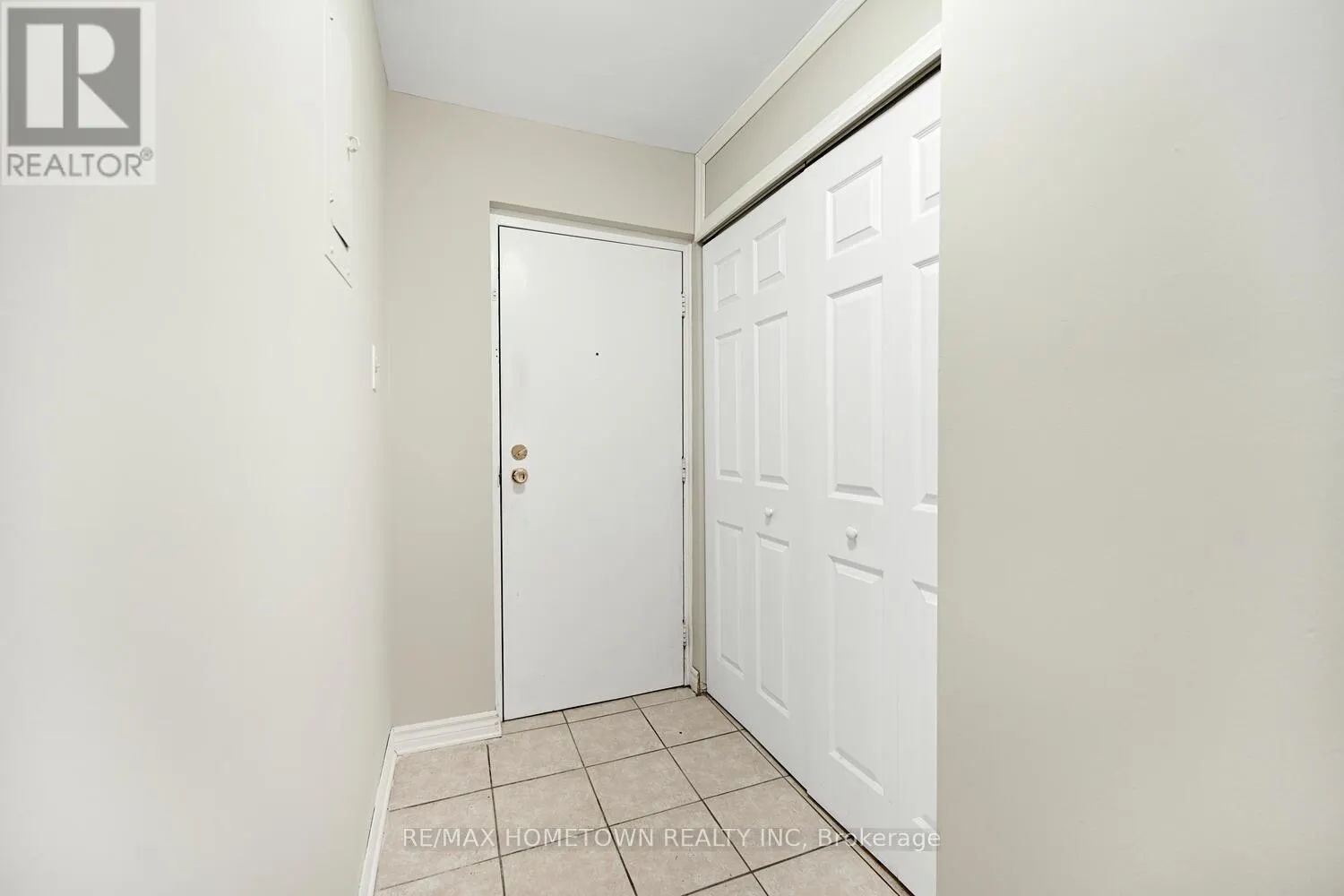 G11 - 815 KYLE COURT