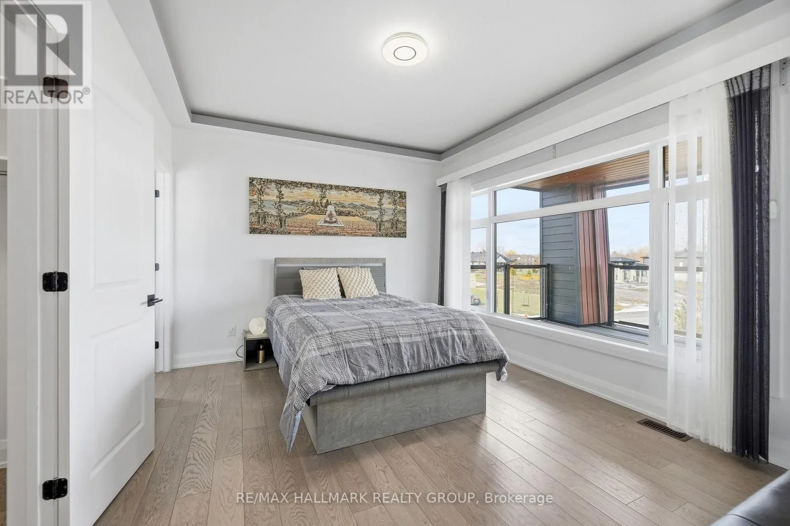 225 SUMMERVIEW TERRACE