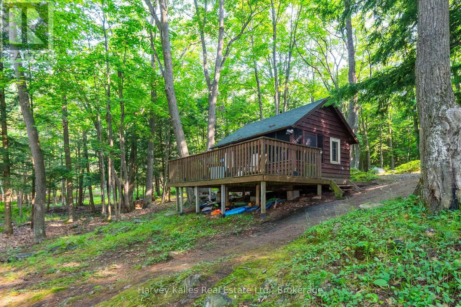 4 - 1254 BARLOCHAN ROAD #4