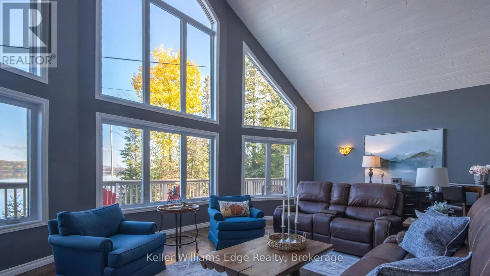 43 LAKESHORE DRIVE