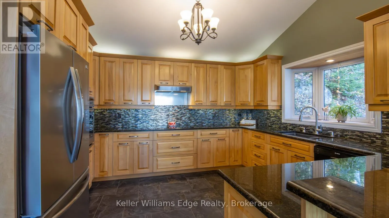 43 LAKESHORE DRIVE
