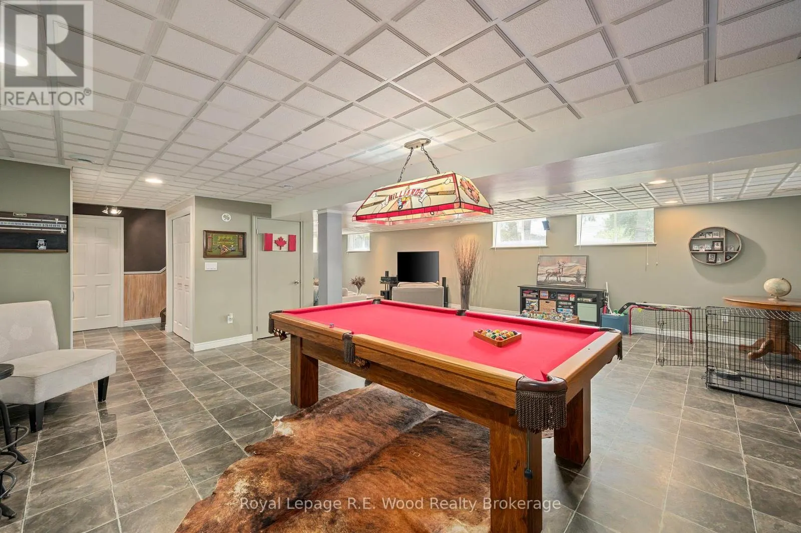 29 WOODSIDE DRIVE