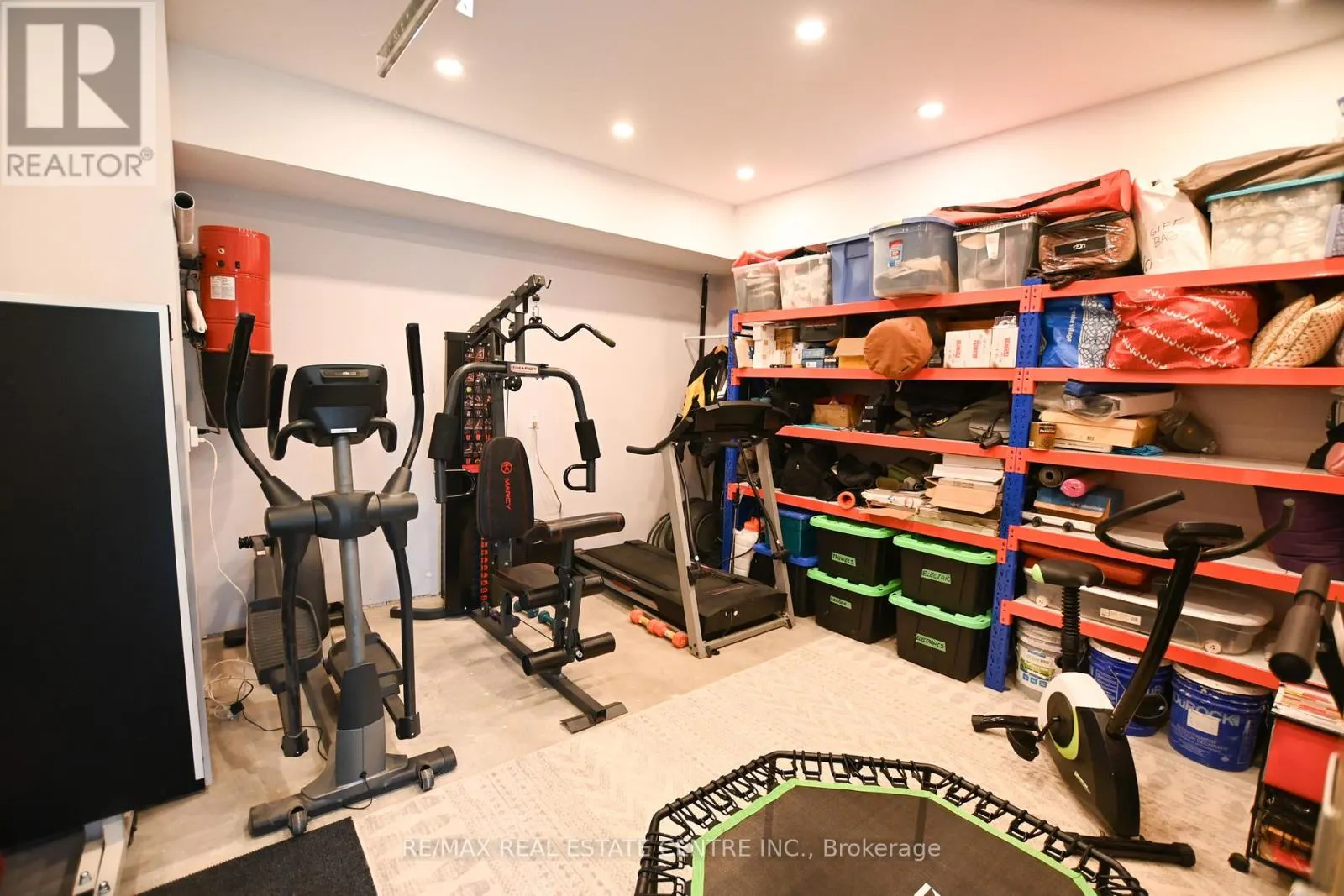 99 BRETHOUR ROAD