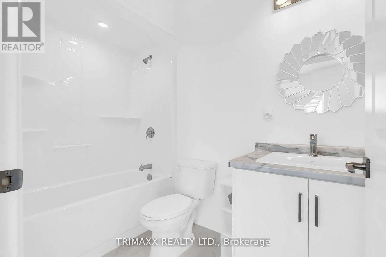 31 - 1465 STATION STREET