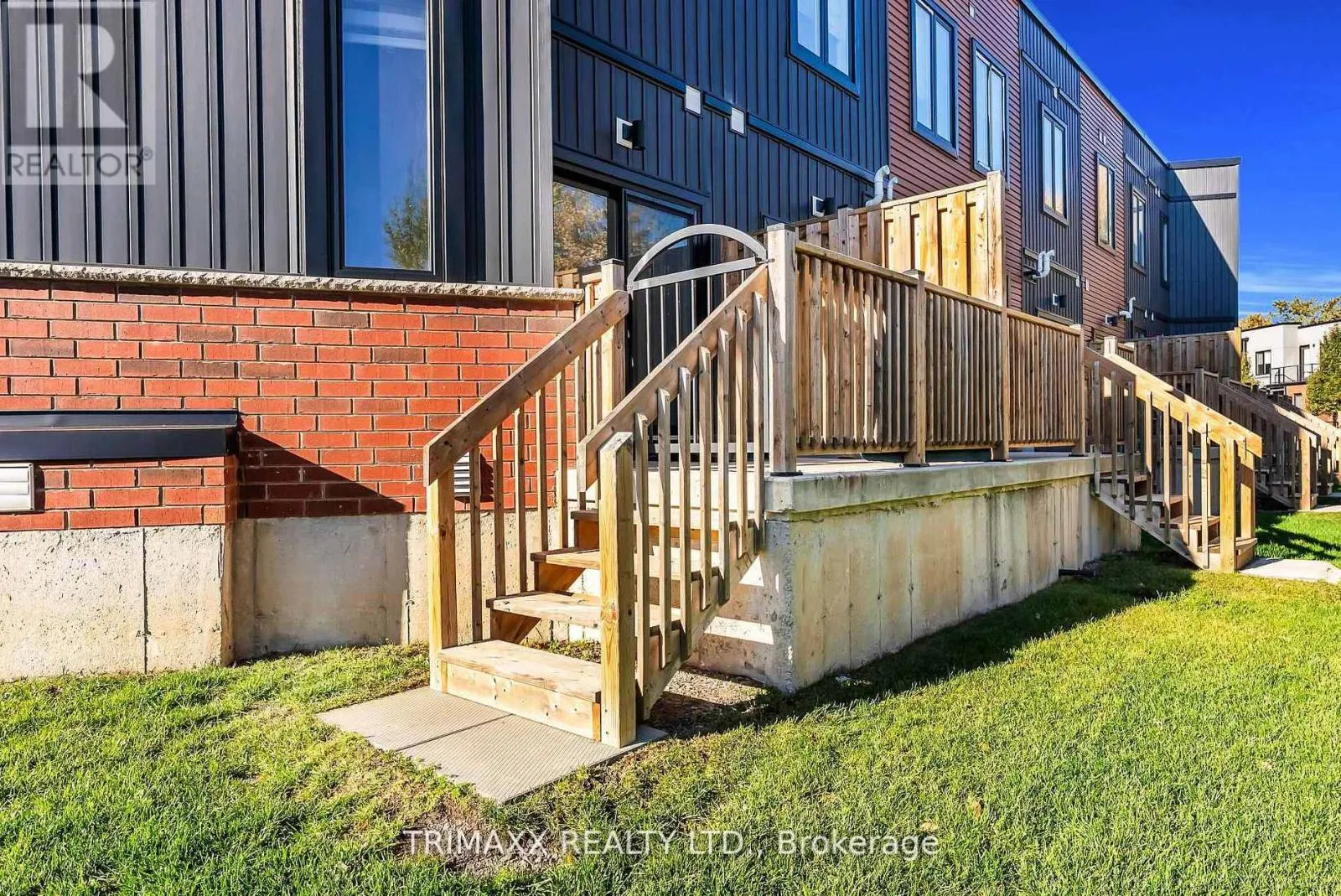 31 - 1465 STATION STREET