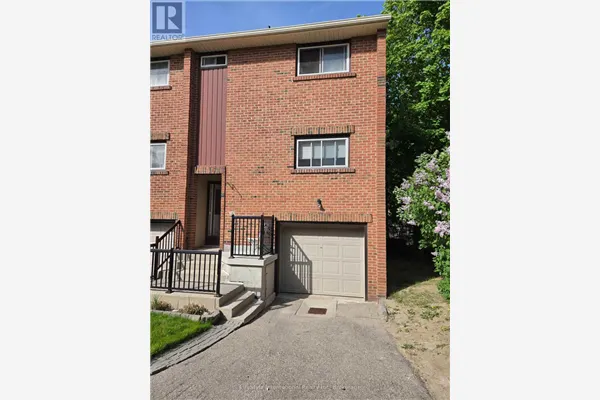 16 - 201 SILVERCREEK PARKWAY N