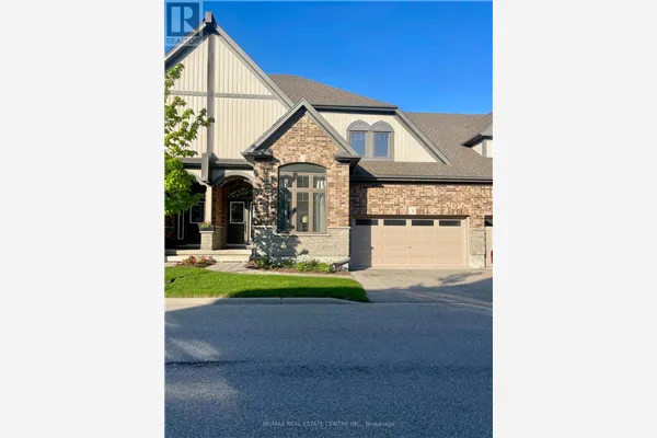 3 - 39 KAY CRESCENT