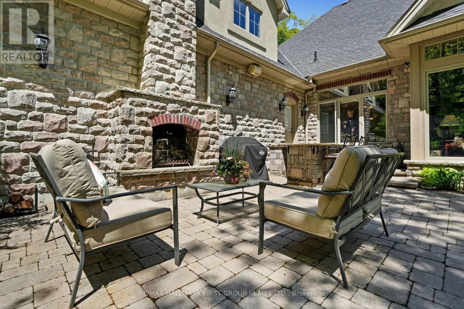 5 IRONWOOD CRESCENT