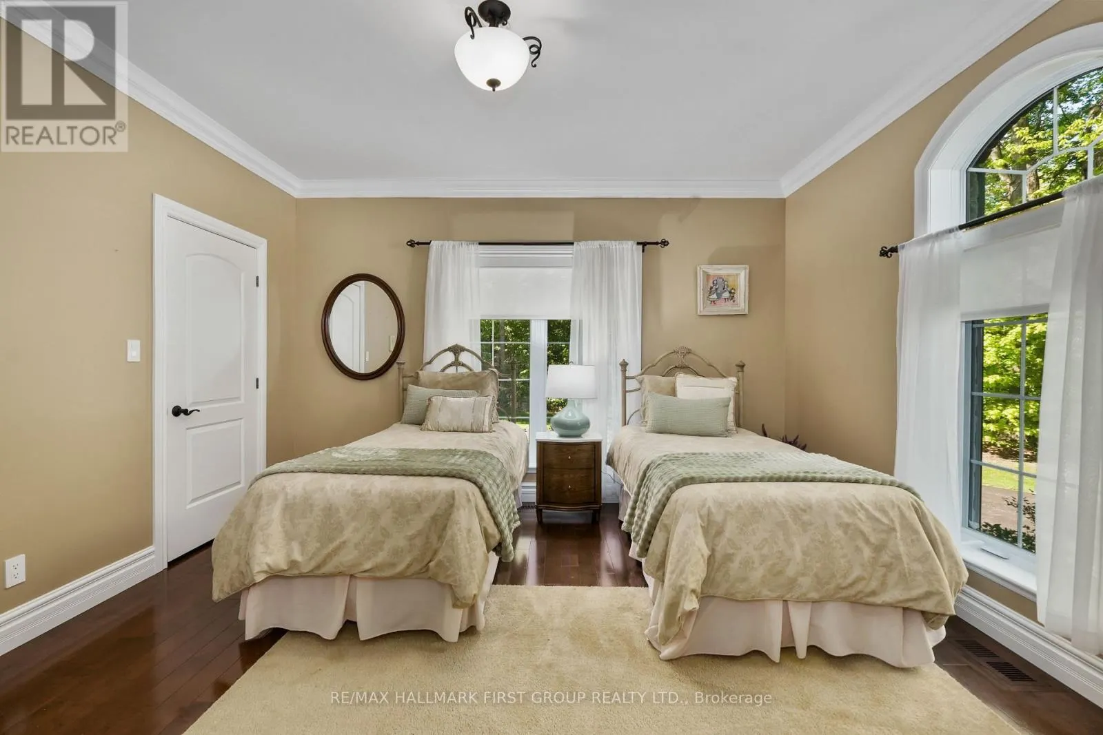 5 IRONWOOD CRESCENT