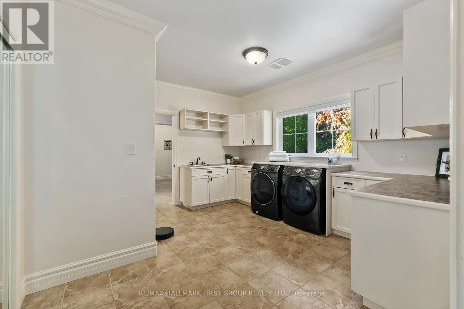 5 IRONWOOD CRESCENT