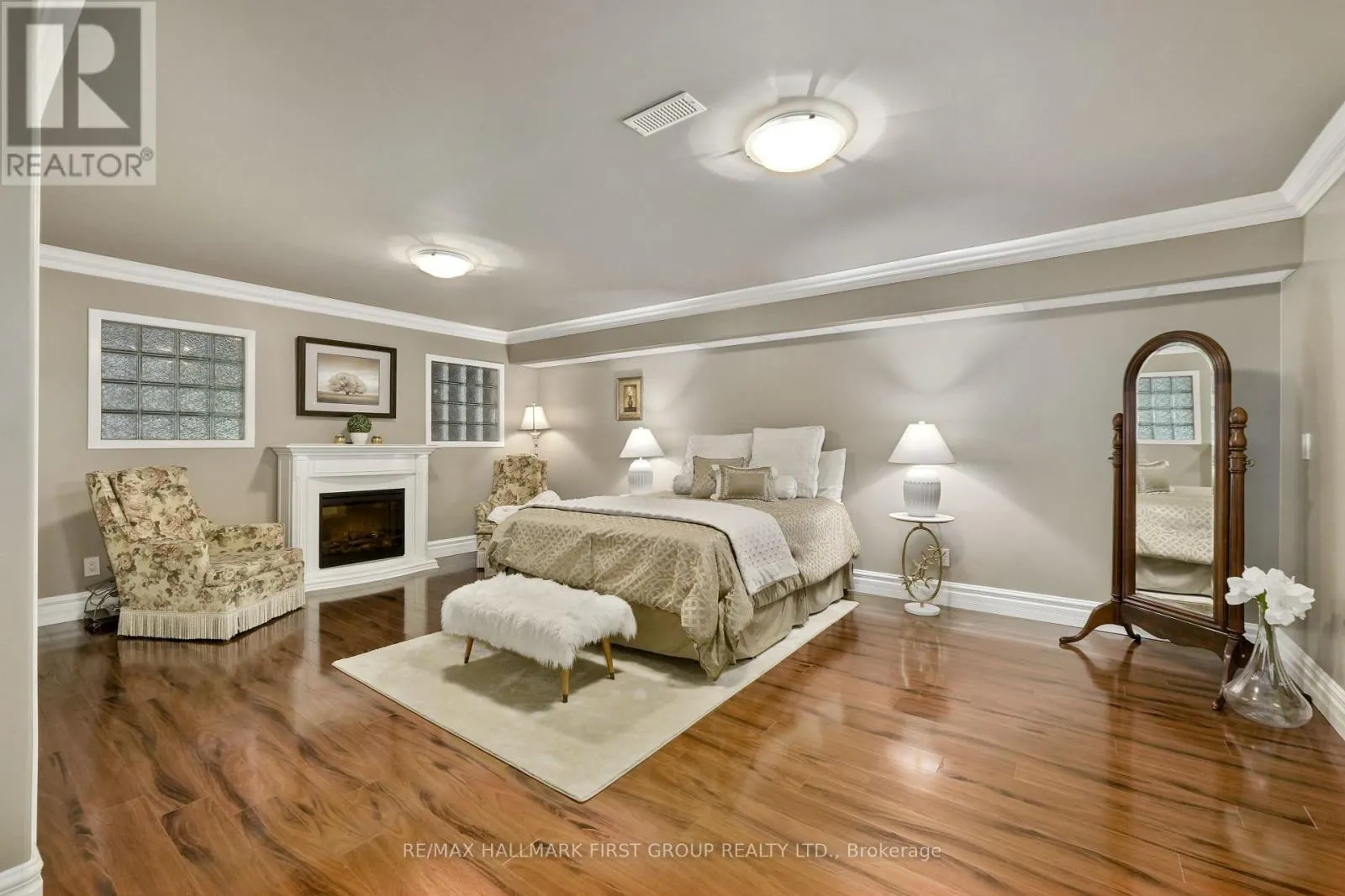 5 IRONWOOD CRESCENT