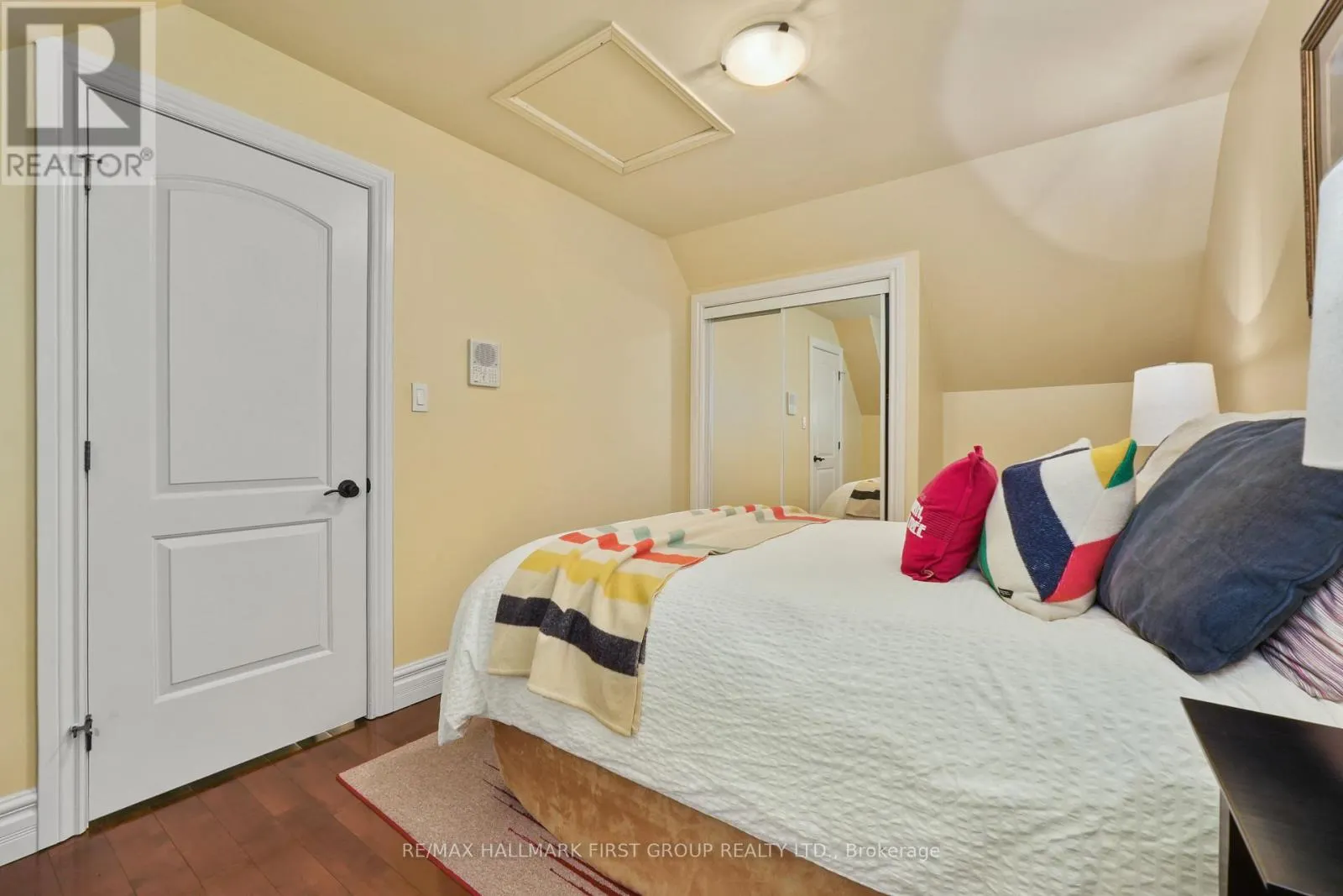 5 IRONWOOD CRESCENT