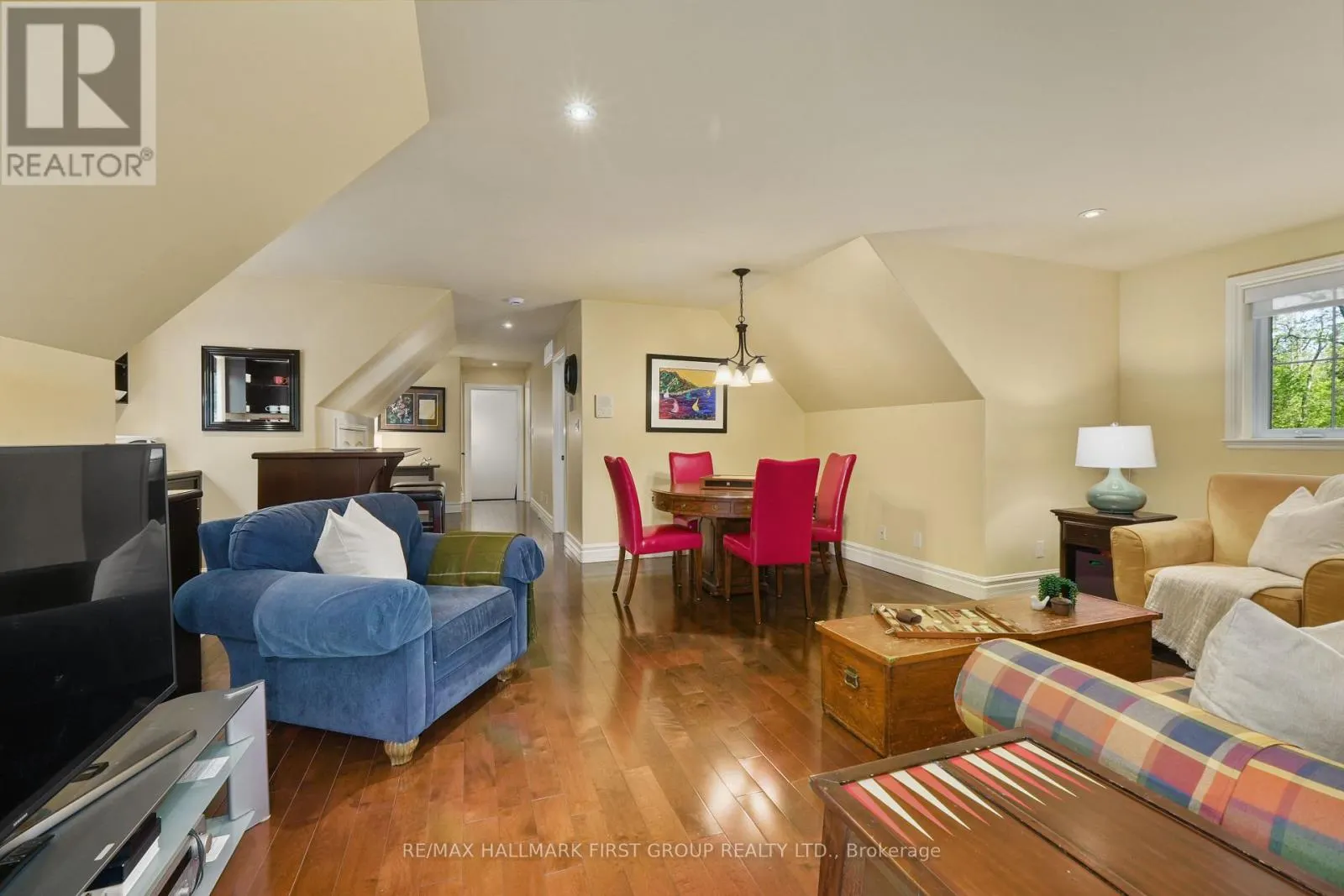 5 IRONWOOD CRESCENT