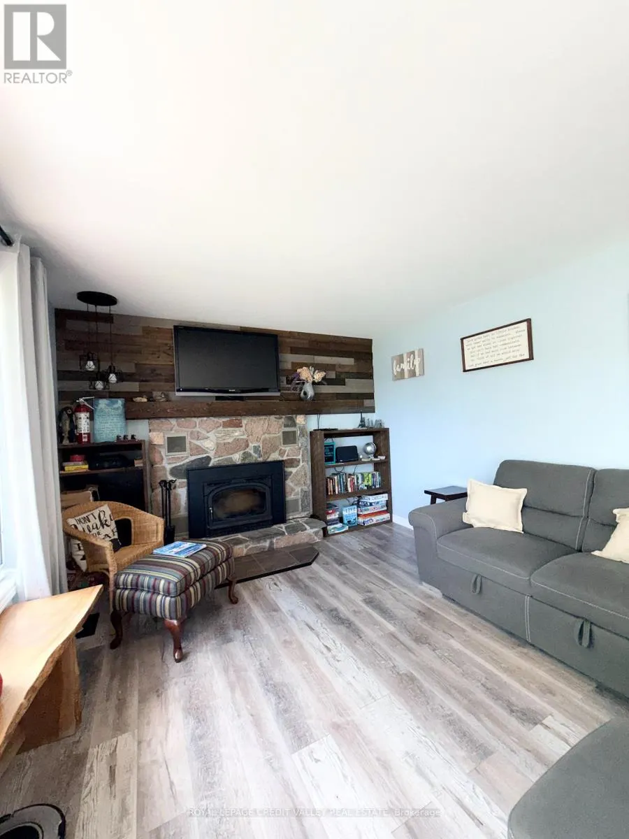 1627 NORTH BAPTISTE LAKE ROAD W