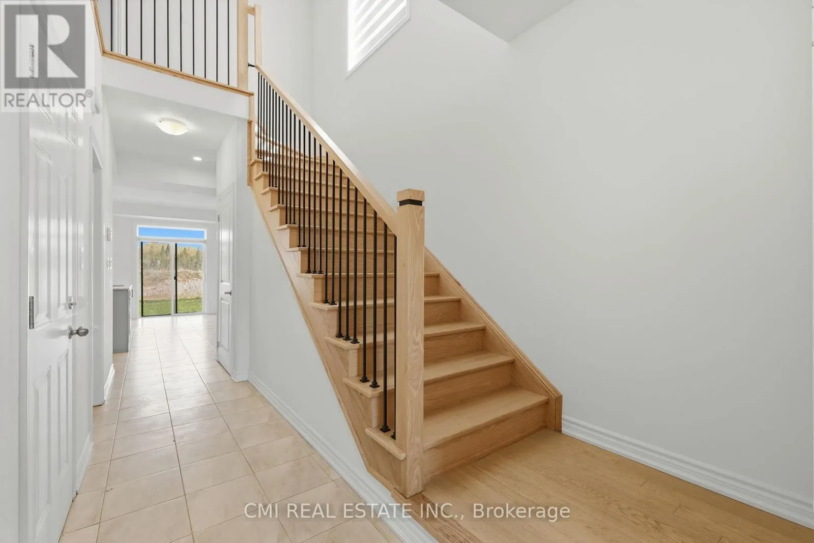 20 HILLCROFT WAY
